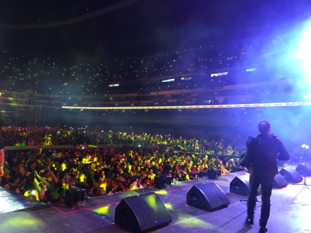 Los Inquietos del Norte - Estadio Azteca