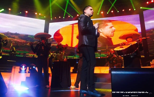 Larry Hernández en Microsoft Theatre
