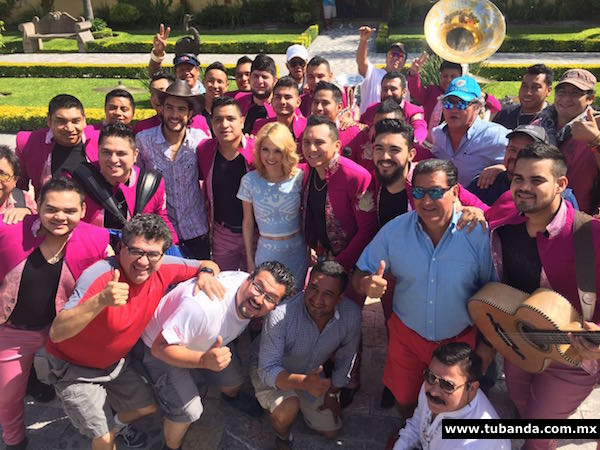 Edwin Luna y La Trakalosa en Las Amazonas