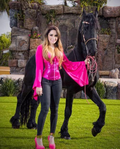 Melissa La Barby Grupera