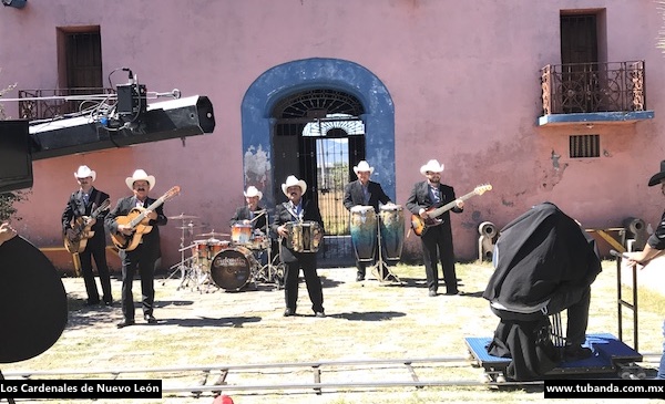 Los Cardenales de Nuevo León - Video - Porque me ocultas
