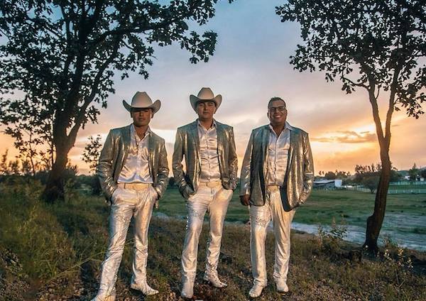 Los Plebes del Rancho de Ariel Camacho