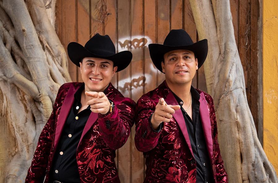 "Los 2 de la S" avanzan con paso firme en el gusto del público
