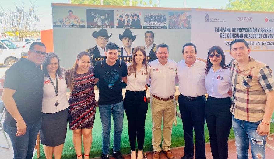 Los Plebes del Rancho hacen campaña social por Sinaloa.