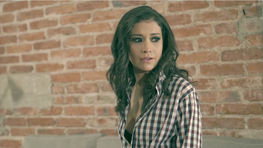 Lety López estrena el video oficial del sencillo "No me llames"