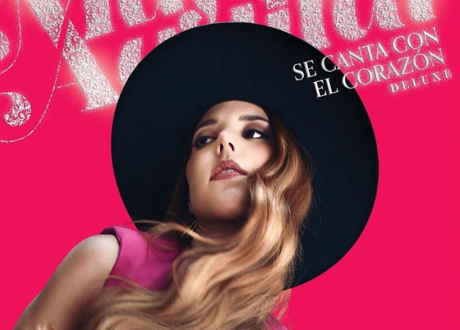 Majo Aguilar presenta edicion deluxe de "Se canta con el corazón"
